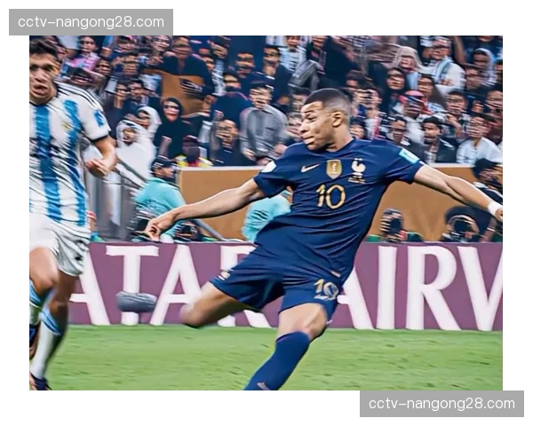 英超赛场引入半自动越位技术(SAOT)后,首次出现毫米级越位判罚引热议 英超赛场引入半自动越位技术(SAOT)后,首次出现毫米级越位判罚引热议